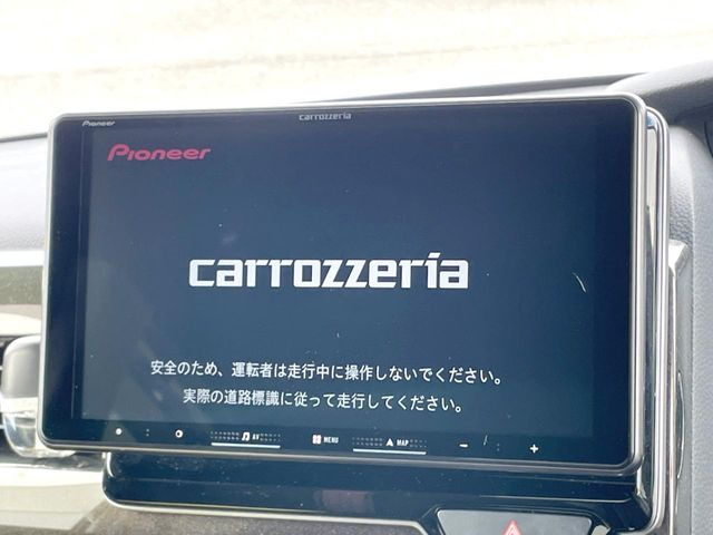 【ナビゲーション】使いやすいナビで目的地までしっかり案内してくれます。各種オーディオ再生機能も充実しており、お車の運転がさらに楽しくなります!!