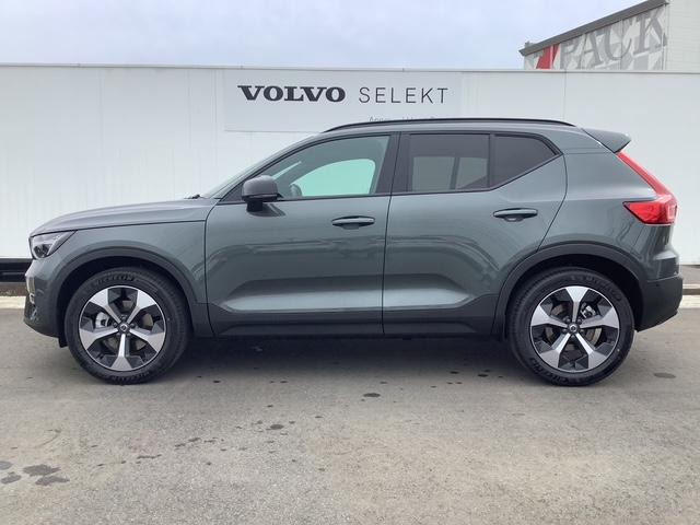 XC40ウルトラ B4 AWD ダークエディション 4WD