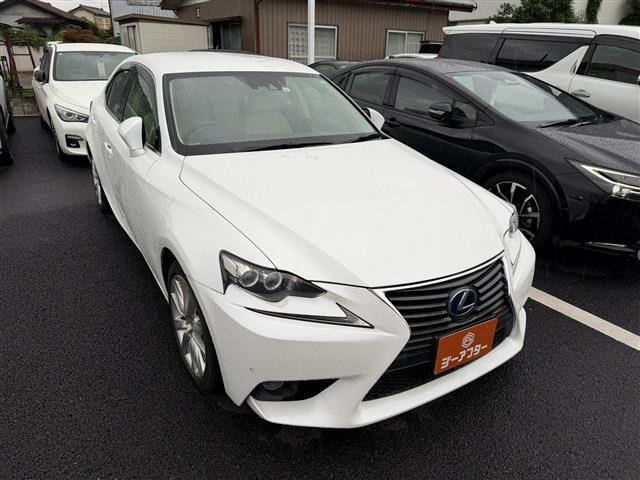 IS300h バージョンL