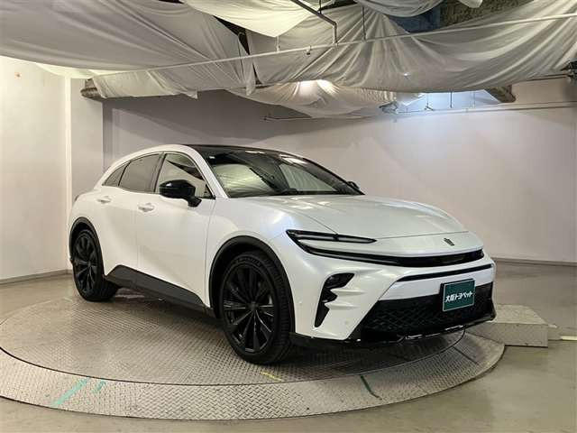 クラウンスポーツ2.5 Z E-Four 4WD
