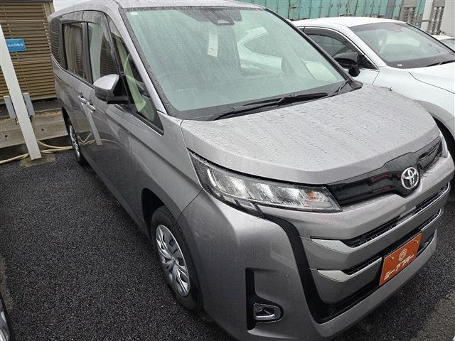 ノア(トヨタ) 2.0 X 4WD　禁煙車 中古車画像