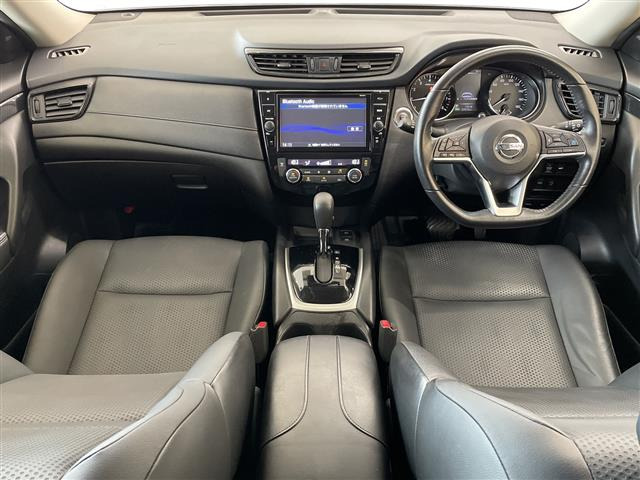 エクストレイル2.0 20Xi 4WD