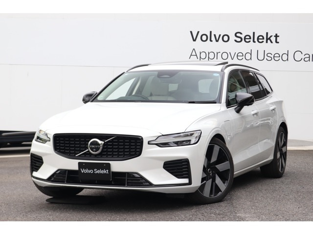 V60ウルトラ T6  AWD プラグインハイブリッド 4WD
