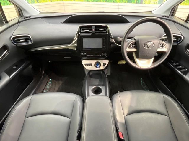 プリウス1.8 S ツーリングセレクション
