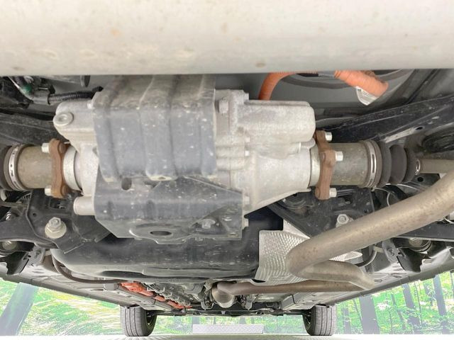 下回りがきれいなうちに、防錆加工の施工がオススメ。降雪地域はもちろん、沿岸部にお住いの方や、趣味でマリン・ウィンタースポーツをされる方にご好評いただいております。