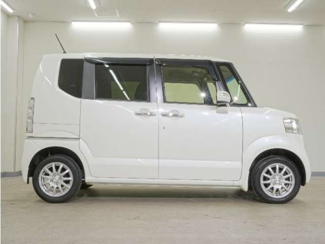 N-BOXカスタムG Lパッケージ 4WD