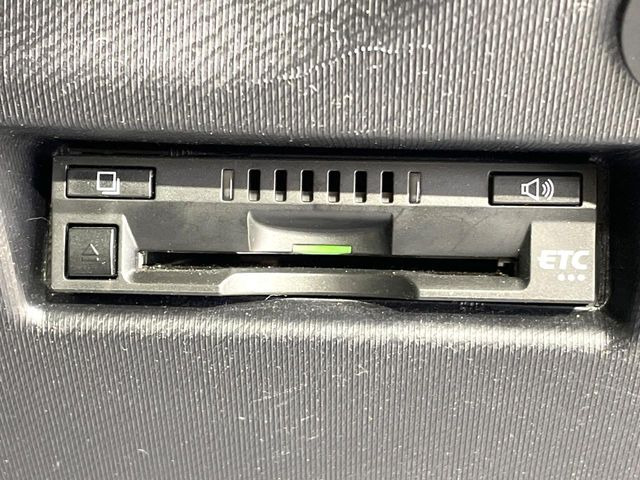 【ETC】高速道路の料金所をストレスなく通過!話題のスポットやサービスエリアに多い「スマートIC」利用時は必須のアイテムです。当店でセットアップを実施、ご納車当日からすぐにご利用いただけます!