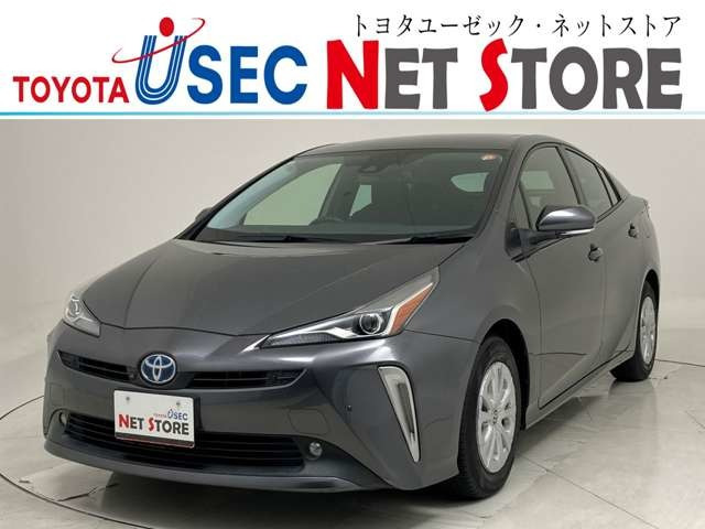 プリウス1.8 S セーフティ プラスII E-Four 4WD