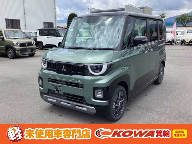 デリカミニT プレミアム 4WD