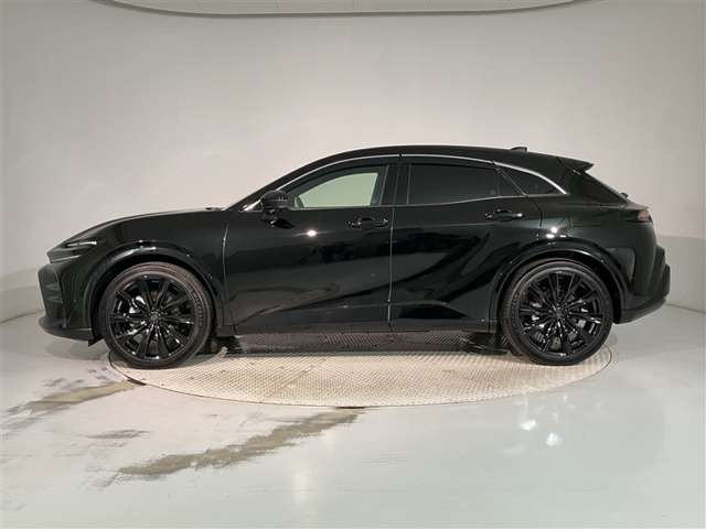 クラウンスポーツ2.5 Z E-Four 4WD