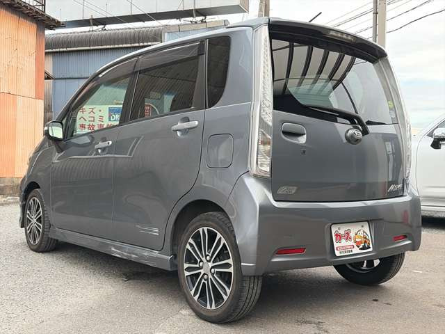 当店では軽自動車から普通車まで幅広くオールメーカーの車種・色・グレードを豊富に揃えております。