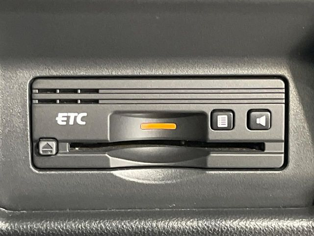 【ETC】高速道路の料金所をストレスなく通過!話題のスポットやサービスエリアに多い「スマートIC」利用時は必須のアイテムです。当店でセットアップを実施、ご納車当日からすぐにご利用いただけます!