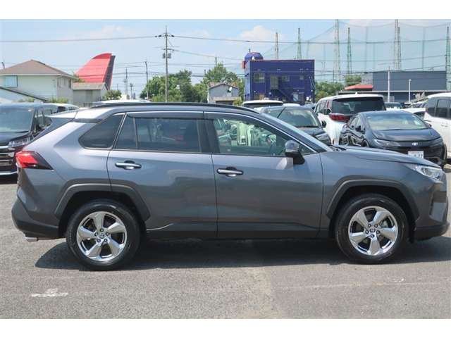 RAV42.5 ハイブリッド G E-Four 4WD