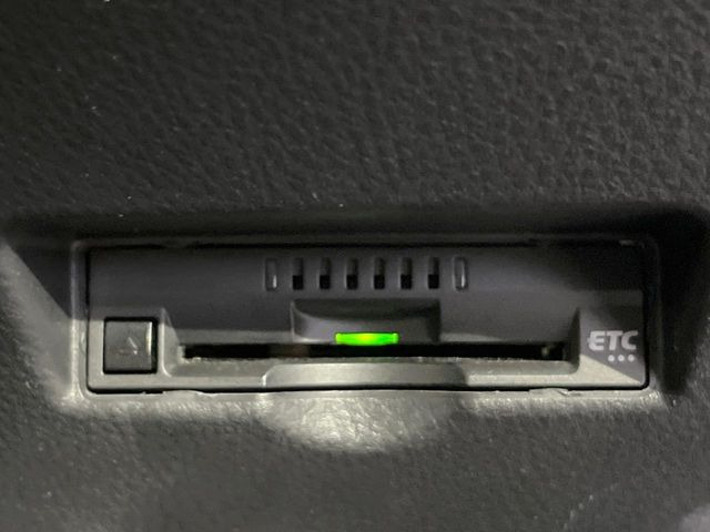【ETC】高速道路の料金所をストレスなく通過!話題のスポットやサービスエリアに多い「スマートIC」利用時は必須のアイテムです。当店でセットアップを実施、ご納車当日からすぐにご利用いただけます!