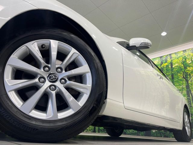 �y����16�C���`�A���~�z�C�[���z�O�ςɃ}�b�`���������A���~�z�C�[���𑕒����Ă���܂��B�e��ЊO�A���~�z�C�[����A�X�^�b�h���X�^�C�����戵�����Ă���܂��B���񂲑��k����������