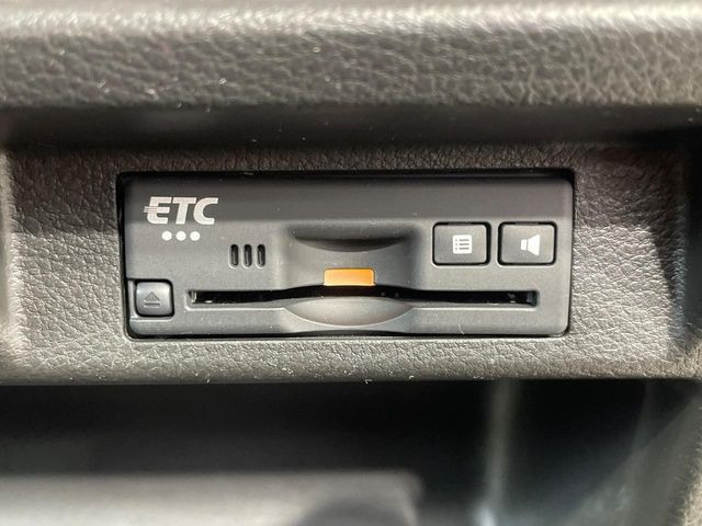 【ETC】高速道路の料金所をストレスなく通過!話題のスポットやサービスエリアに多い「スマートIC」利用時は必須のアイテムです。当店でセットアップを実施、ご納車当日からすぐにご利用いただけます!
