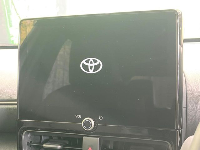 �y10.5�C���` �f�B�X�v���C�I�[�f�B�I�z���ʂ̃f�B�X�v���C��AppleCarPlay��AndroidAuto�����p�\�B�傫�ȉ�ʂŃX�}�z�i�r�A�v���������p���������܂���