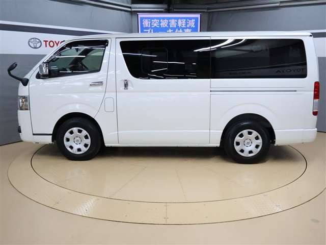 ハイエースバン