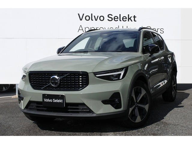 XC40ウルトラ B4 AWD 4WD