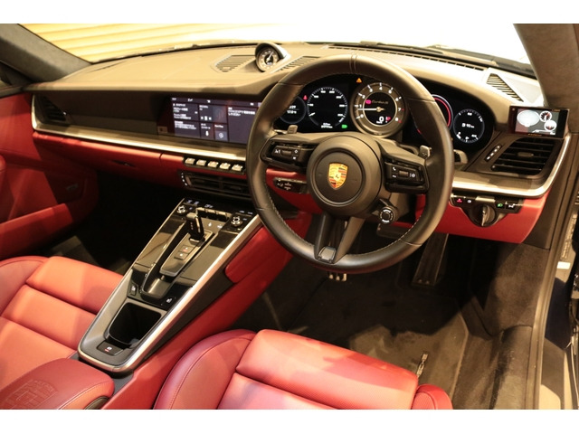 911ターボS PDK 4WD