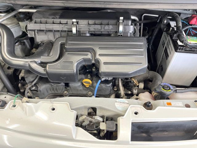 親切・丁寧な専門メカニックスタッフが応対!・車検・点検整備・事故等の修理などアフターサービスも安心。お車のカスタマイズもネクステージのサービススタッフまでご相談ください!