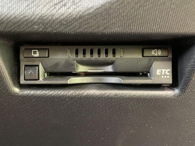 【ETC】高速道路の料金所をストレスなく通過!話題のスポットやサービスエリアに多い「スマートIC」利用時は必須のアイテムです。当店でセットアップを実施、ご納車当日からすぐにご利用いただけます!