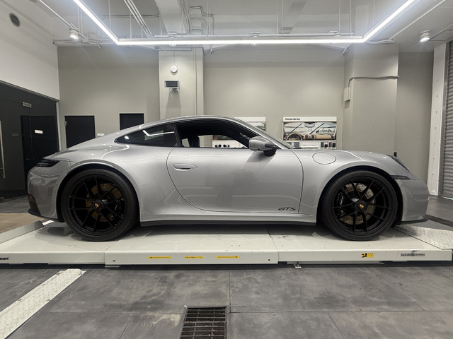 911カレラ GTS PDK