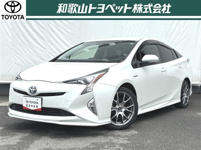 プリウス1.8 S E-Four 4WD