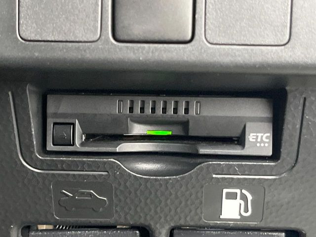 【ETC】高速道路の料金所をストレスなく通過!話題のスポットやサービスエリアに多い「スマートIC」利用時は必須のアイテムです。当店でセットアップを実施、ご納車当日からすぐにご利用いただけます!