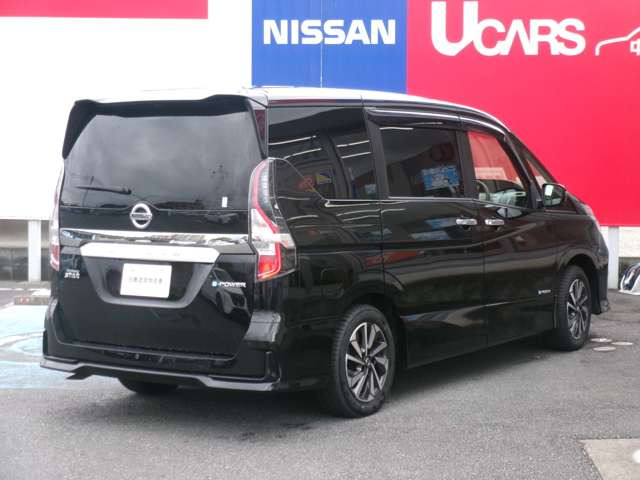 セレナ1.2 e-POWER ハイウェイスターV