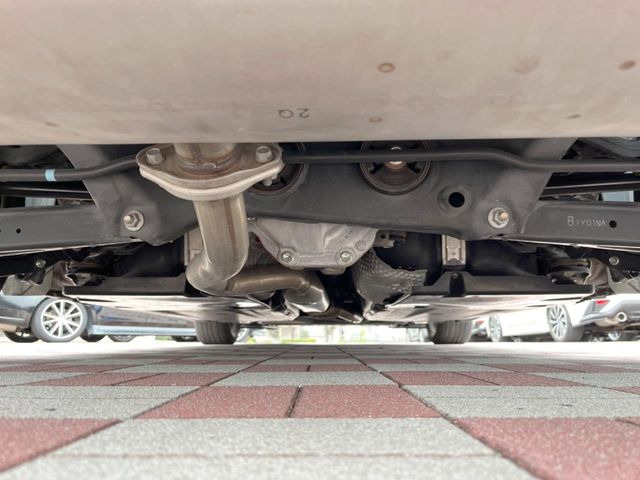 下回りがきれいなうちに、防錆加工の施工がオススメ。降雪地域はもちろん、沿岸部にお住いの方や、趣味でマリン・ウィンタースポーツをされる方にご好評いただいております。