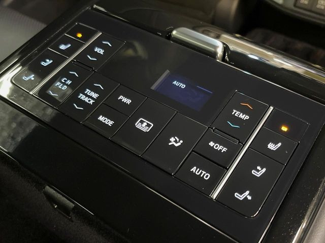 クラウンハイブリッド 2.5 RS アドバンス