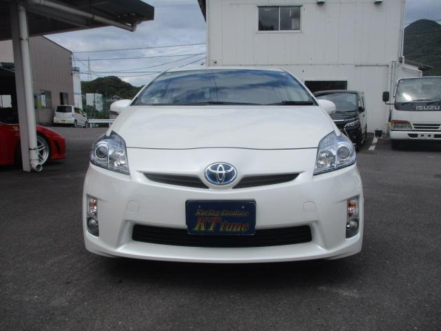 プリウス1.8 S