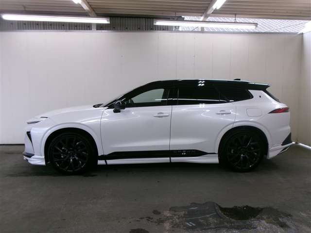 クラウンエステート2.5 Z E-Four 4WD