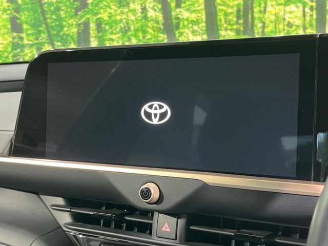 クラウンクロスオーバー2.5 G アドバンスト レザー パッケージ E-Four 4WD