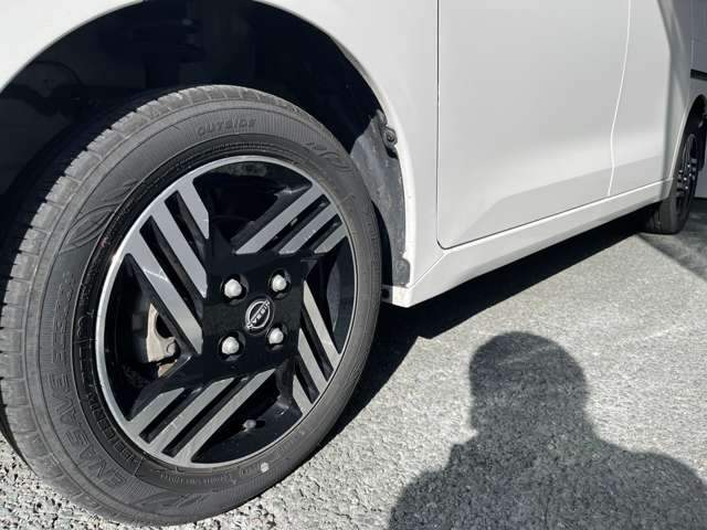 商談ルームにはキッズルームをご用意しております♪お子様連れでもゆっくりとお車をお選びいただけます!