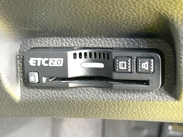 【ETC】高速道路の料金所をストレスなく通過!話題のスポットやサービスエリアに多い「スマートIC」利用時は必須のアイテムです。当店でセットアップを実施、ご納車当日からすぐにご利用いただけます!