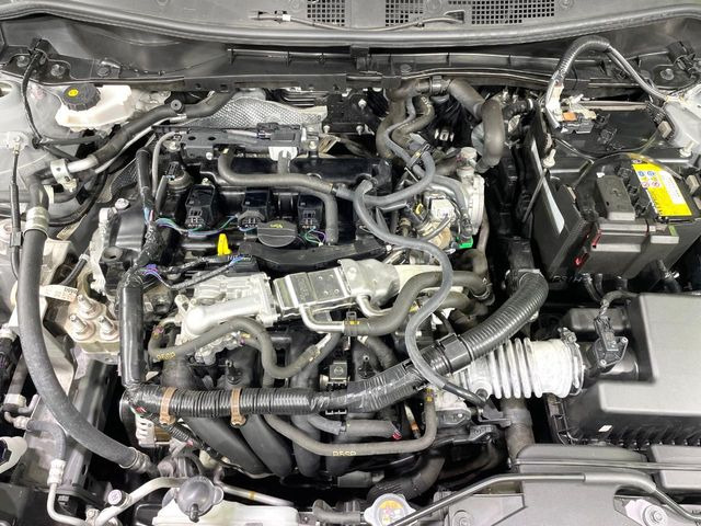親切・丁寧な専門メカニックスタッフが応対!・車検・点検整備・事故等の修理などアフターサービスも安心。お車のカスタマイズもネクステージのサービススタッフまでご相談ください!