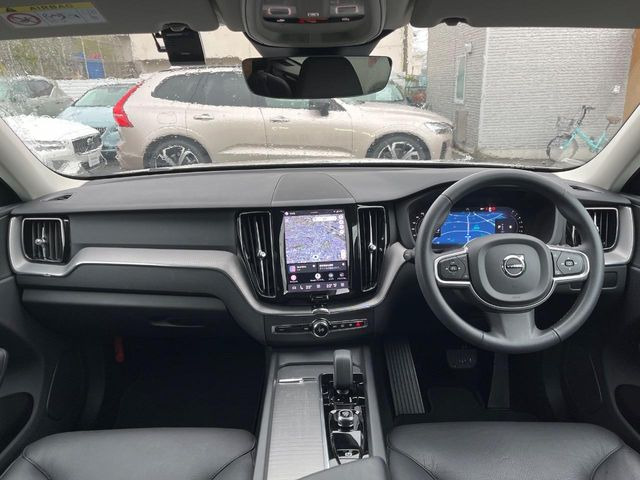 XC60プラス B5
