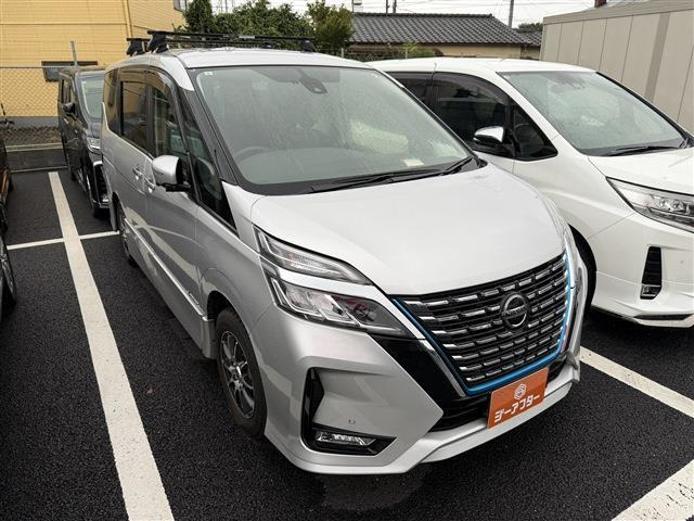 セレナ1.2 e-POWER ハイウェイスターV