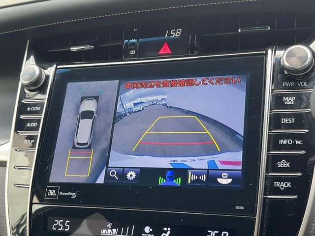 【パノラミックビューモニター】専用のカメラにより、上から見下ろしたような視点で360度クルマの周囲を確認することができます☆死角部分も確認しやすく、狭い場所での切り返しや駐車もスムーズに行えます。