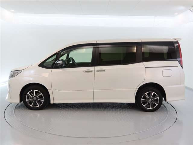 ノア2.0 Si W×B III 4WD