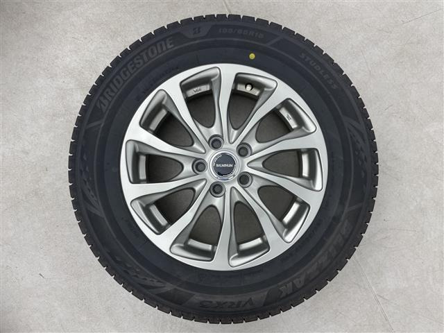 カローラツーリング1.8 ハイブリッド W×B E-Four 4WD