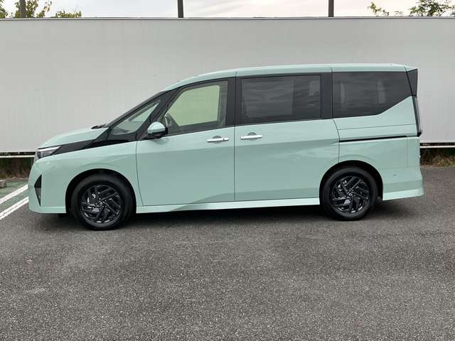 セレナ1.4 e-POWER ハイウェイスターV