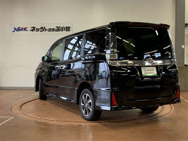 ヴォクシー2.0 ZS 煌 4WD