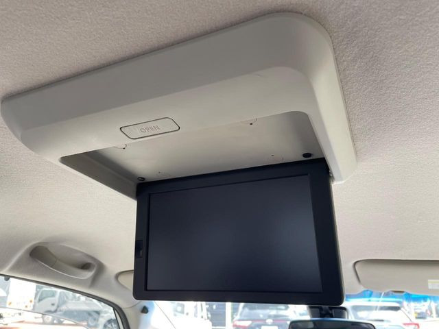 セレナ2.0 ハイウェイスター Vセレクション+Safety II S-HYBRID