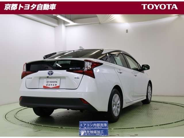 プリウス1.8 S