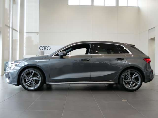 A3スポーツバック30 TFSI Sライン