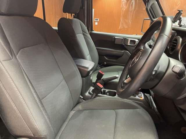 ラングラーアンリミテッド スポーツ 4WD