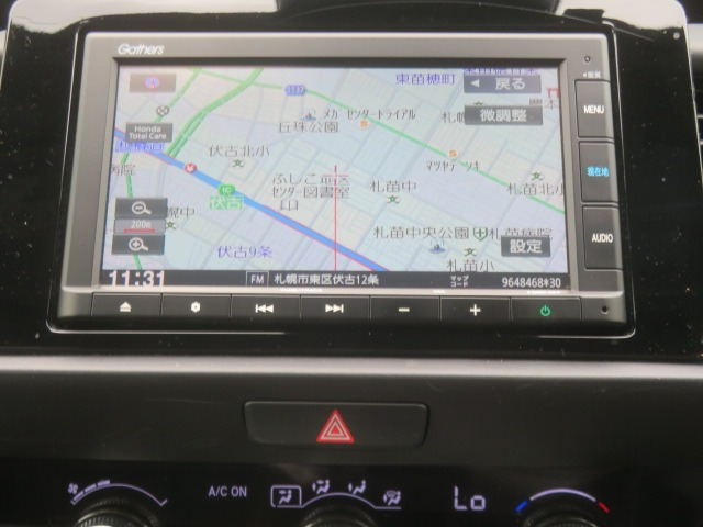 フィット1.5 ホーム 4WD